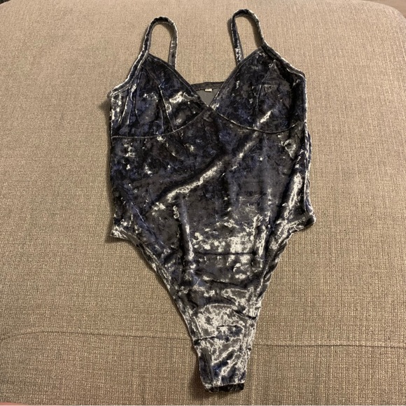 NWOT Velour silver bodysuit - Picture 1 of 2